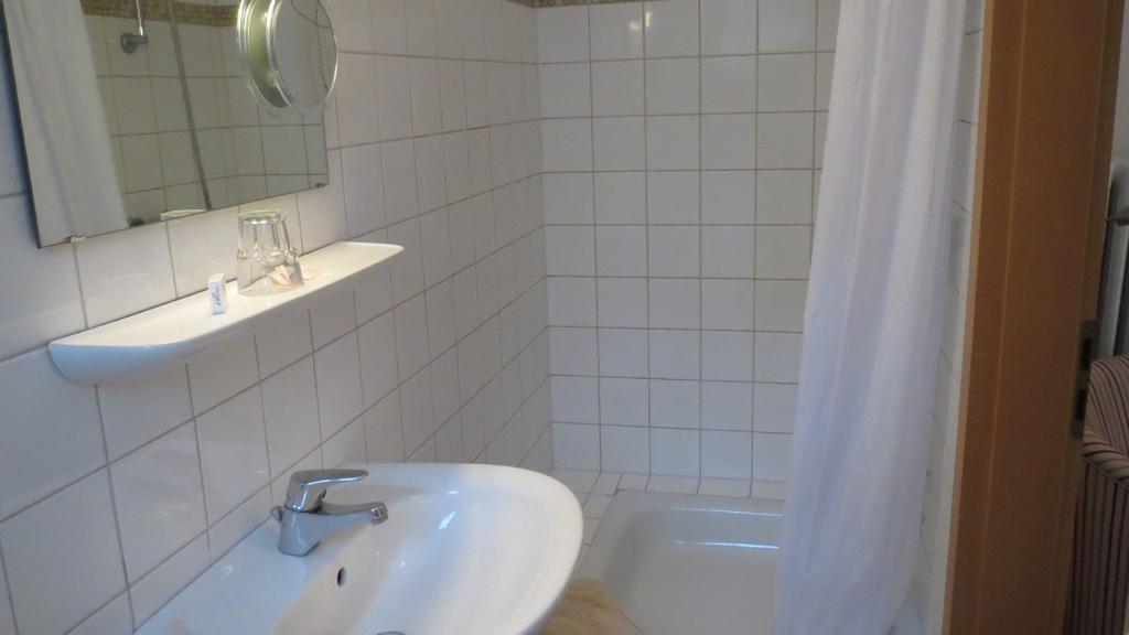 Pension Thiel Bad Schwartau Kamer foto